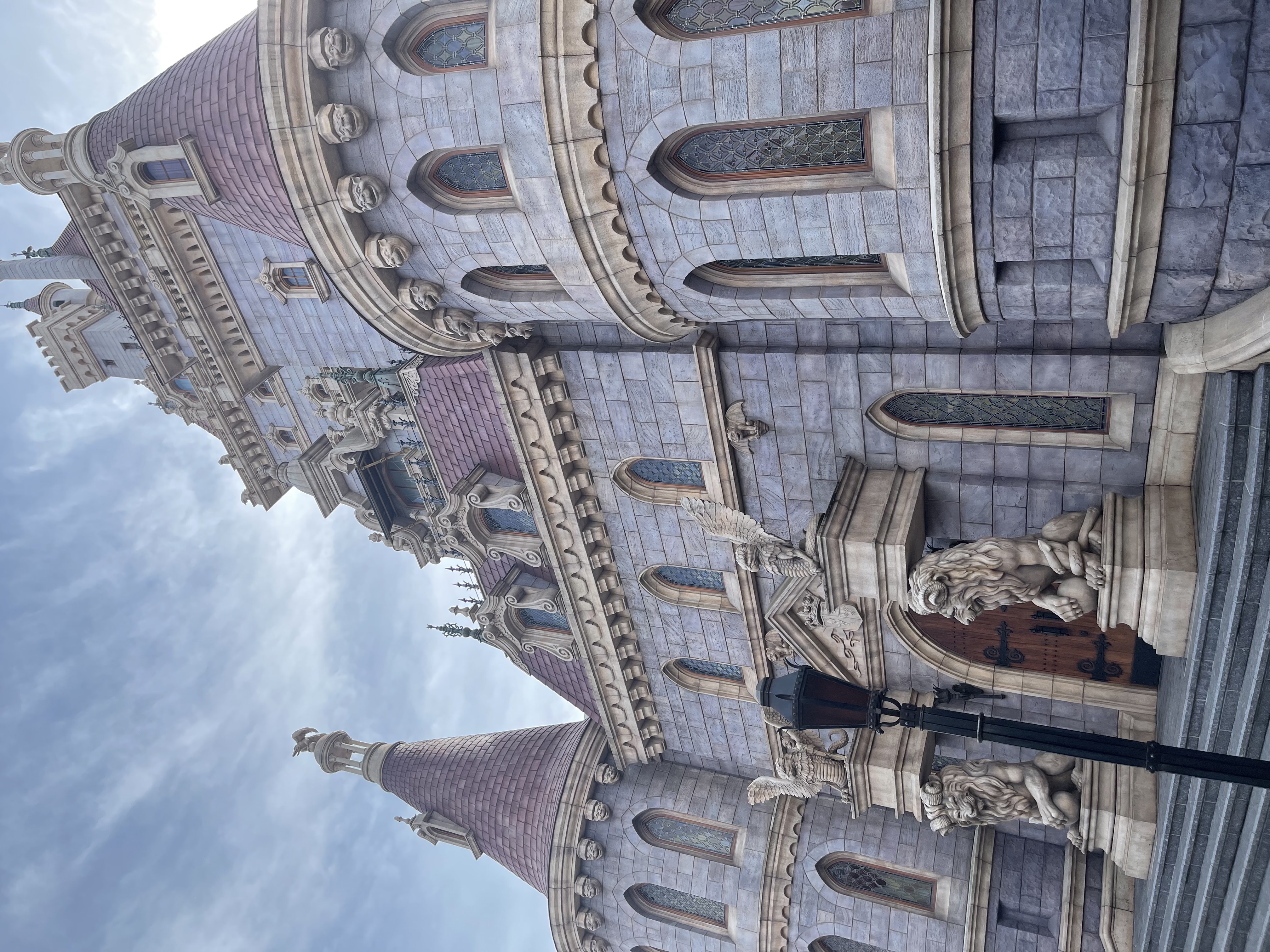 美女と野獣のアトラクションに乗りました！