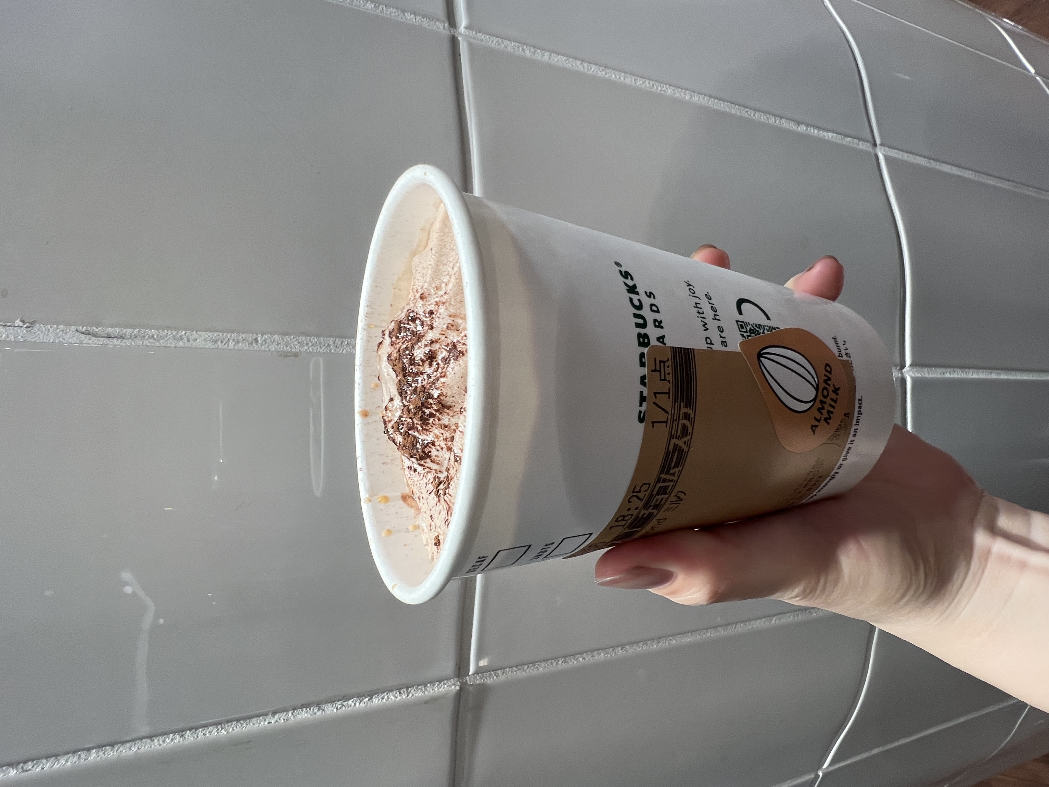 スタバの新作飲みました⭐︎のメイン画像